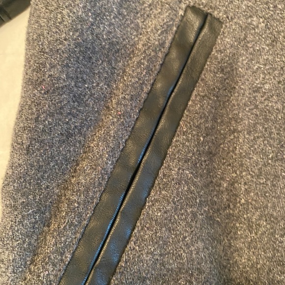 Gap Wool/Leather Varsity Jacket - Picture 4 of 5